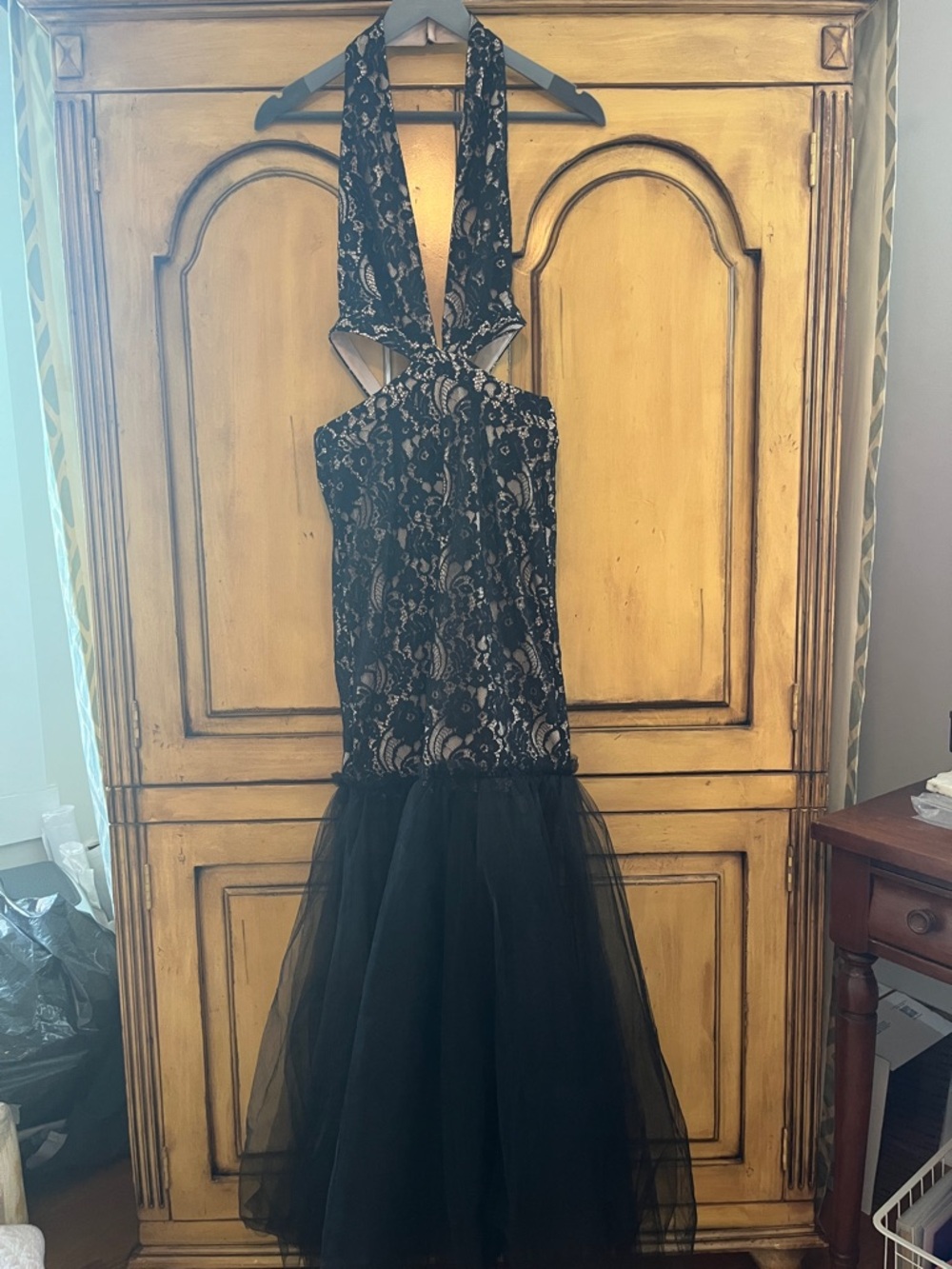 Fashion Nova Black Lace & Tulle Halter Mermaid Prom Dress